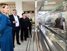 Николай Такаев проверил, как организовано питание в учебном заведении Усинска