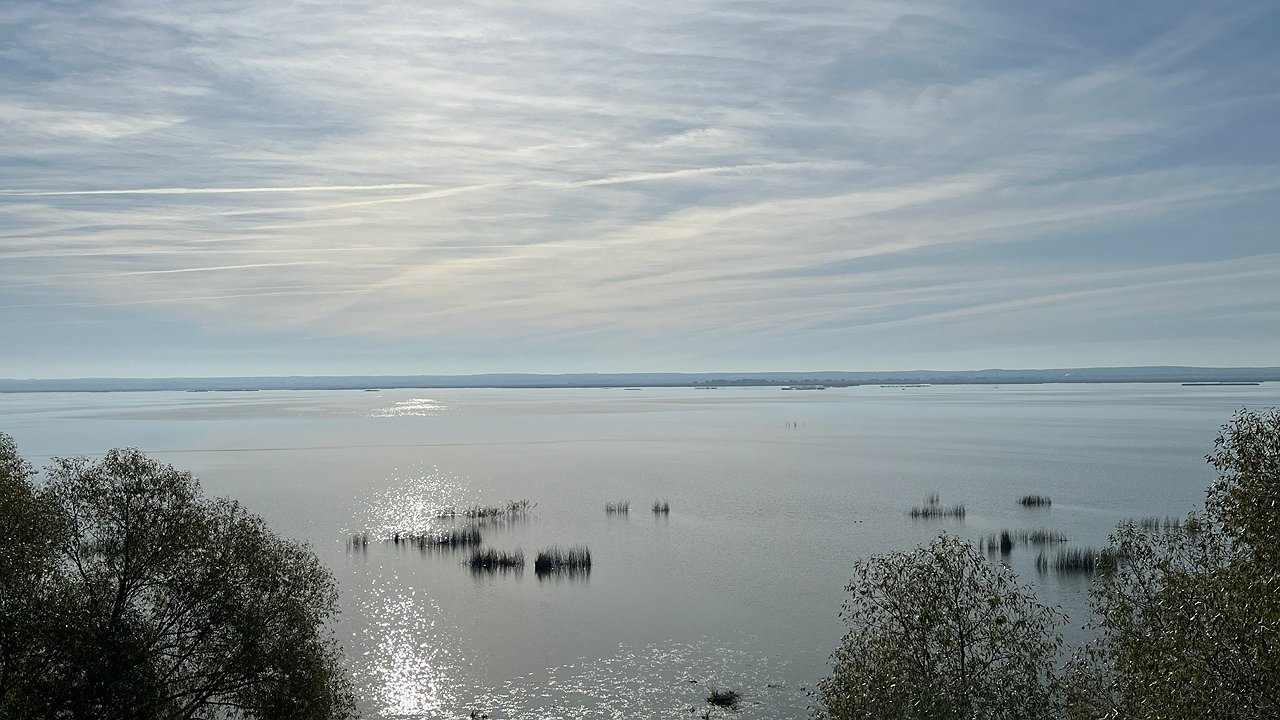 Главная картинка новости: В Коми 10 октября ожидаются облачность и местами осадки