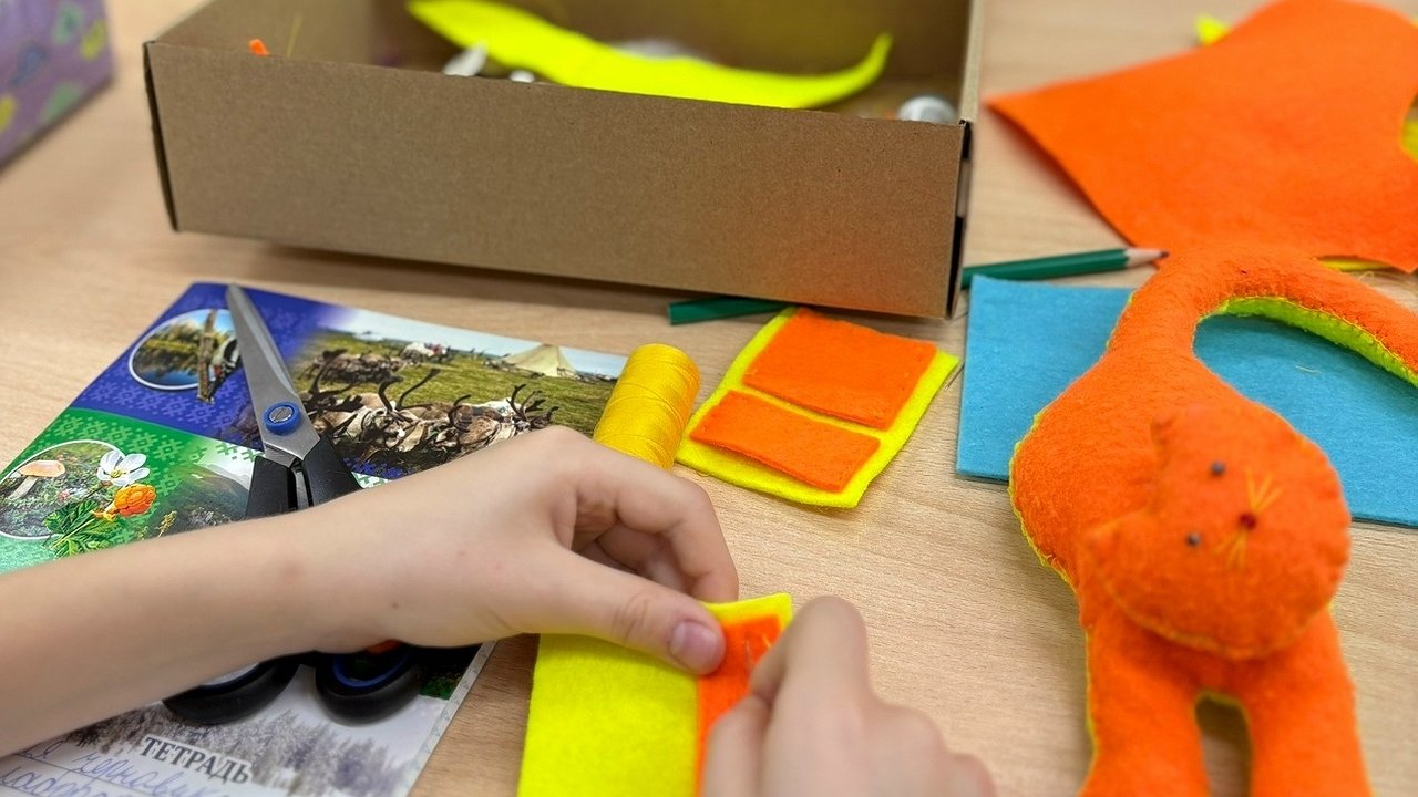 Главная картинка новости: В Усинске запустили «Лабораторию моды» для юных дизайнеров