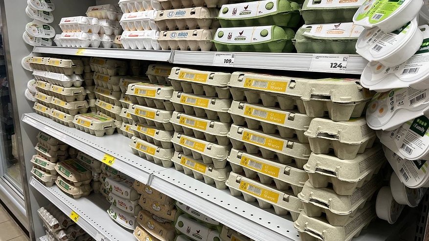 Главная картинка новости: В Коми выросли цены на яйца и огурцы, а гречка и сосиски подешевели