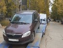 В Коми арестовали два автомобиля должницы по кредитам