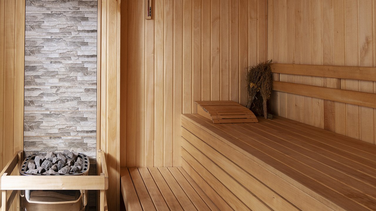 Главная картинка новости: Два секрета «вечного» пола для бани: соседи думают, что мы ремонтируем его каждый сезон - а он стоит уже 10 лет и не гниет