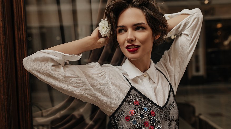 Главная картинка новости: Назад в СССР: почему одежда той эпохи снова становиться популярна