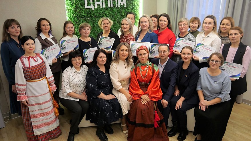 Главная картинка новости: Учитель из Мутного Материка представила Усинск на республиканской олимпиаде по коми языку