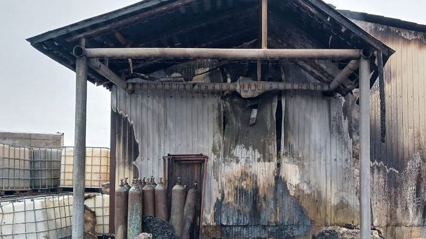 Главная картинка новости: В Усинске потушили пожар на стройплощадке