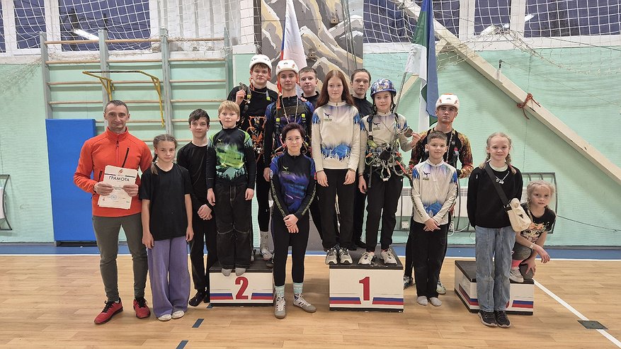 Главная картинка новости: Юные туристы из Усинска триумфально выступили на республиканских соревнованиях