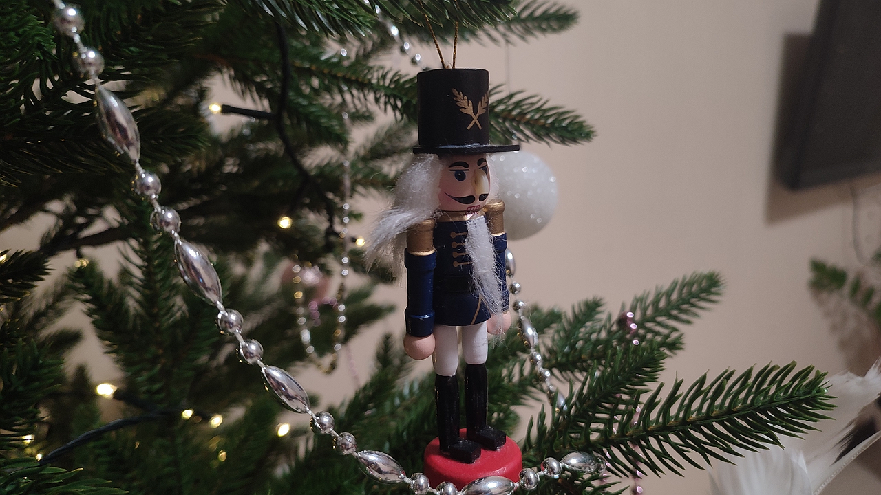 Главная картинка новости: Вот почему стоит отказаться от празднования Нового года: положительный эффект почувствуете моментально