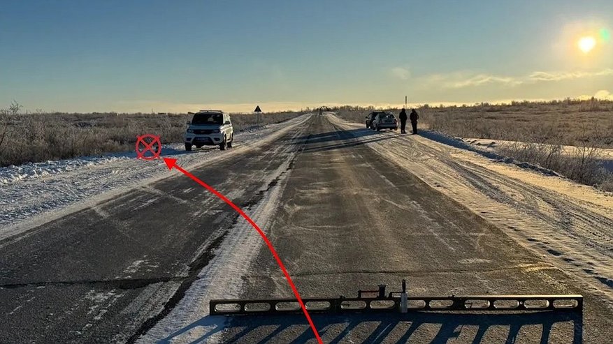 Главная картинка новости: В Коми две машины вылетели с трассы в кювет