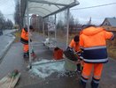 В Коми вандалы разбили стеклянную остановку