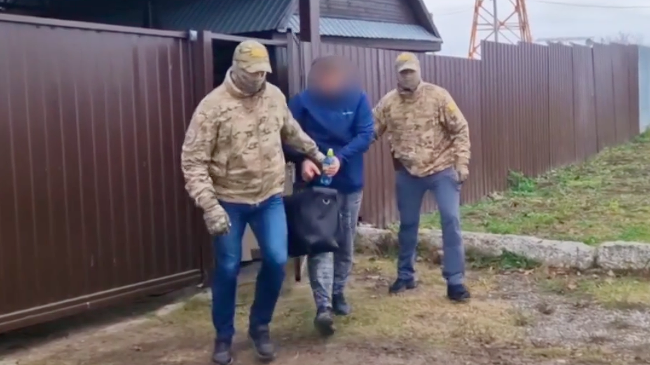 Главная картинка новости: Жителя Коми арестовали по делу о публикации материалов, оправдывающих терроризм