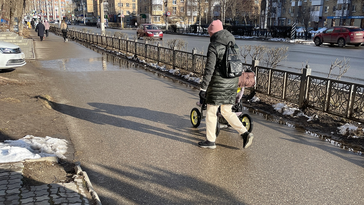 Главная картинка новости: Головные уборы для женщин 50+: как правильно подчеркнуть красоту и стиль, а не возраст