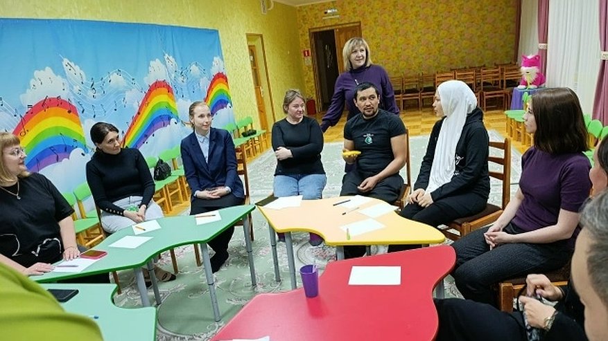 Главная картинка новости: В Усинске стартовала программа просвещения родителей дошкольников