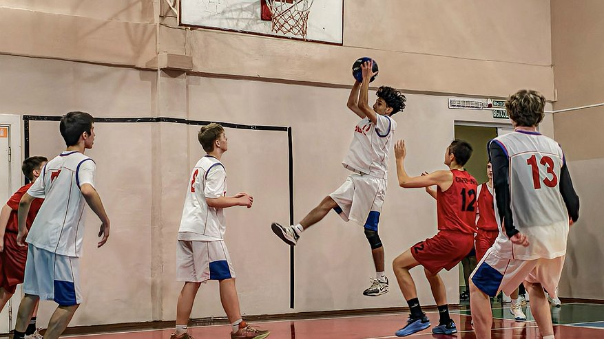 Главная картинка новости: Усинские юноши определили победителей муниципального баскетбольного турнира