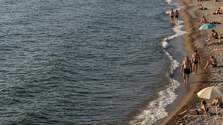 Главная картинка новости: "Еле убежали от этого гостеприимства": российский турист опубликовал честный отзыв об отдыхе в Абхазии