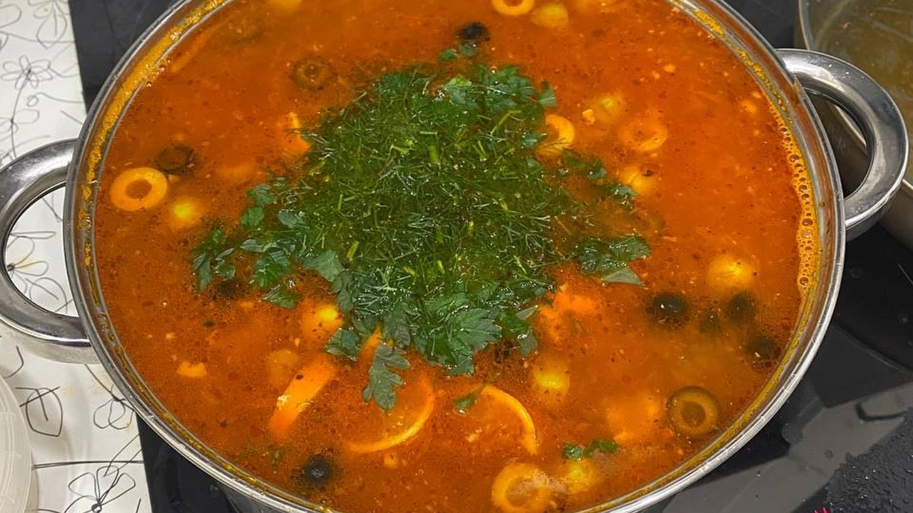 Главная картинка новости: Забытый суп из СССР спасает поджелудочную: едим раз в неделю – про болезни забыли