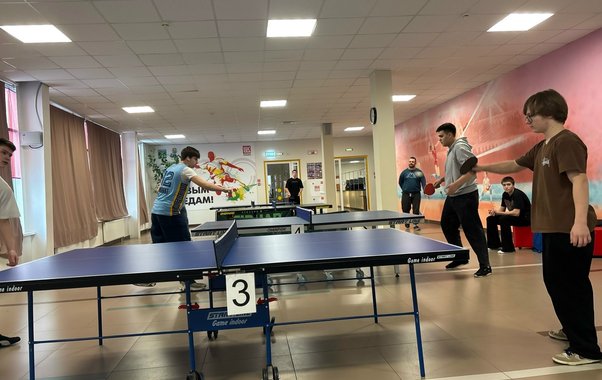 Студенты Усинского филиала УГТУ провели динамичный турнир по настольному теннису
