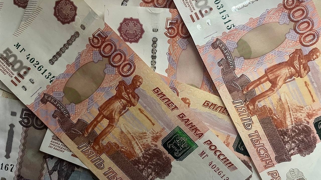 Главная картинка новости: В Коми раскрыли хищение 1,8 миллионов рублей у местной жительницы