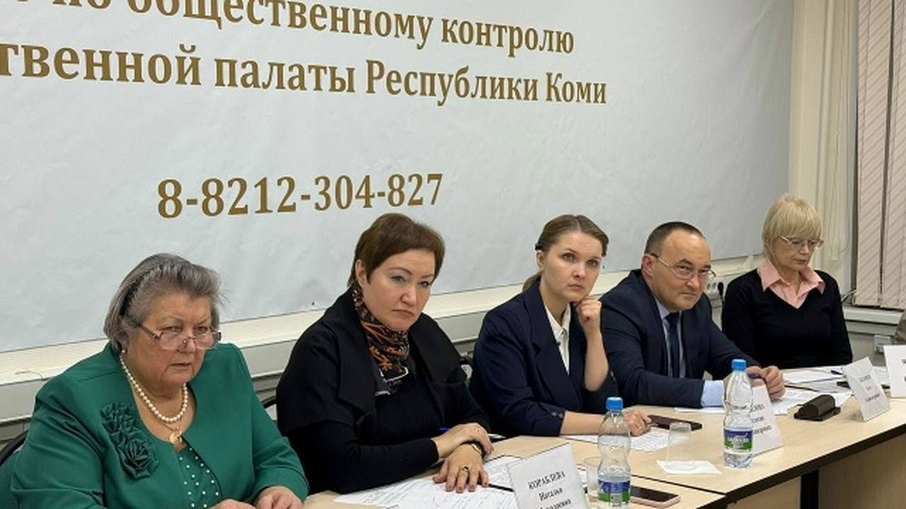 Главная картинка новости: В Коми обсудили качество школьного питания и его влияние на здоровье детей