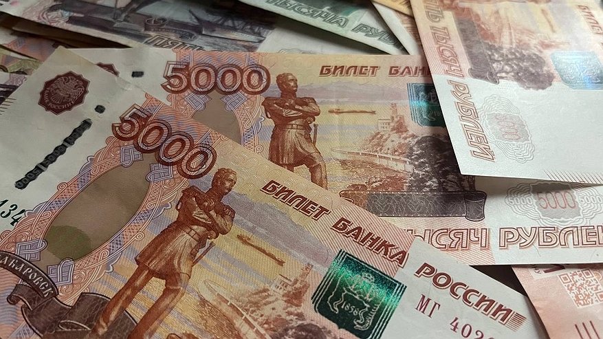 Главная картинка новости: В Усинске мужчина лишился автомобиля из-за действий дистанционных мошенников