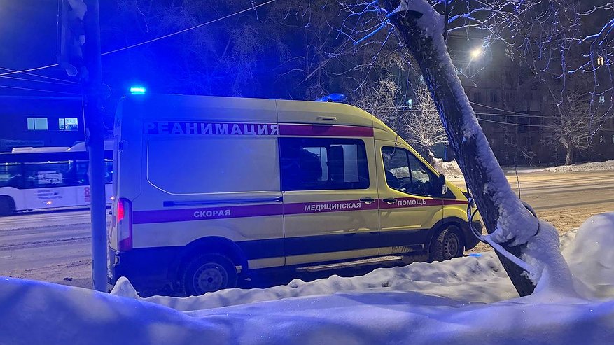 Главная картинка новости: В Усинске санавиация продолжит работу в праздники