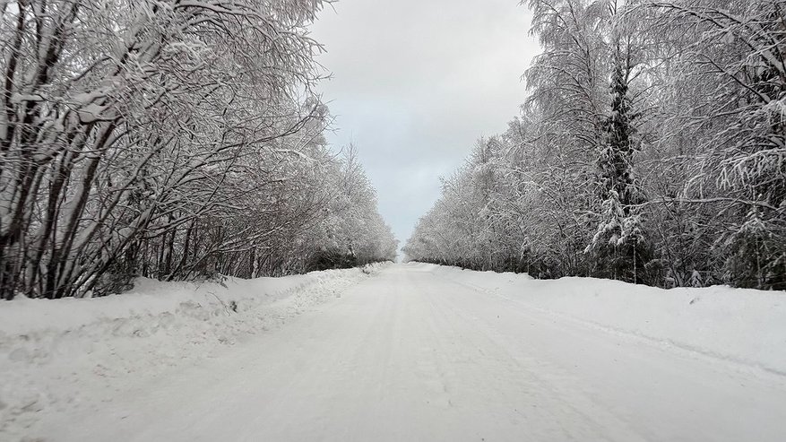 Главная картинка новости: Спасатели пришли на помощь водителям на трассе Усинск – Нарьян-Мар