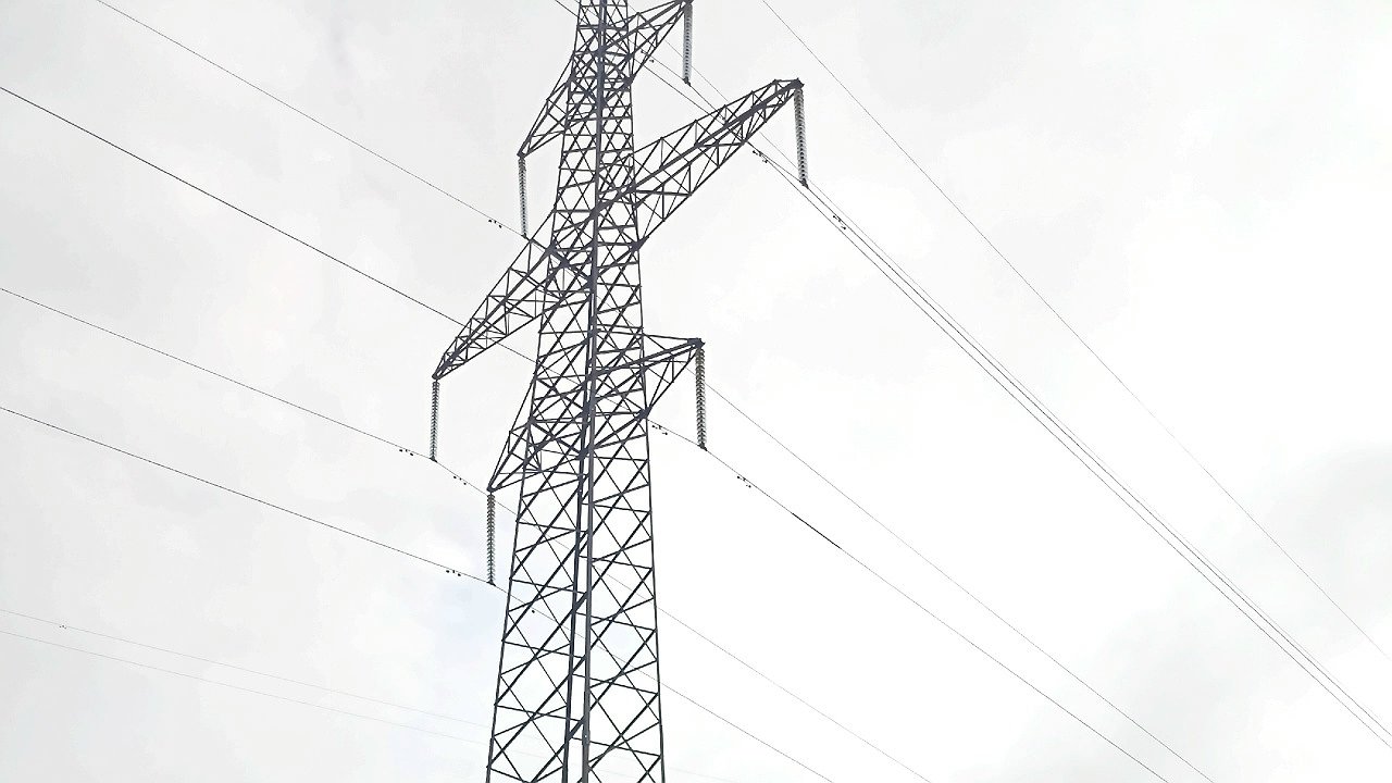 Главная картинка новости: В Коми суд обязал местную жительницу выплатить крупную сумму за самовольное подключение к сети