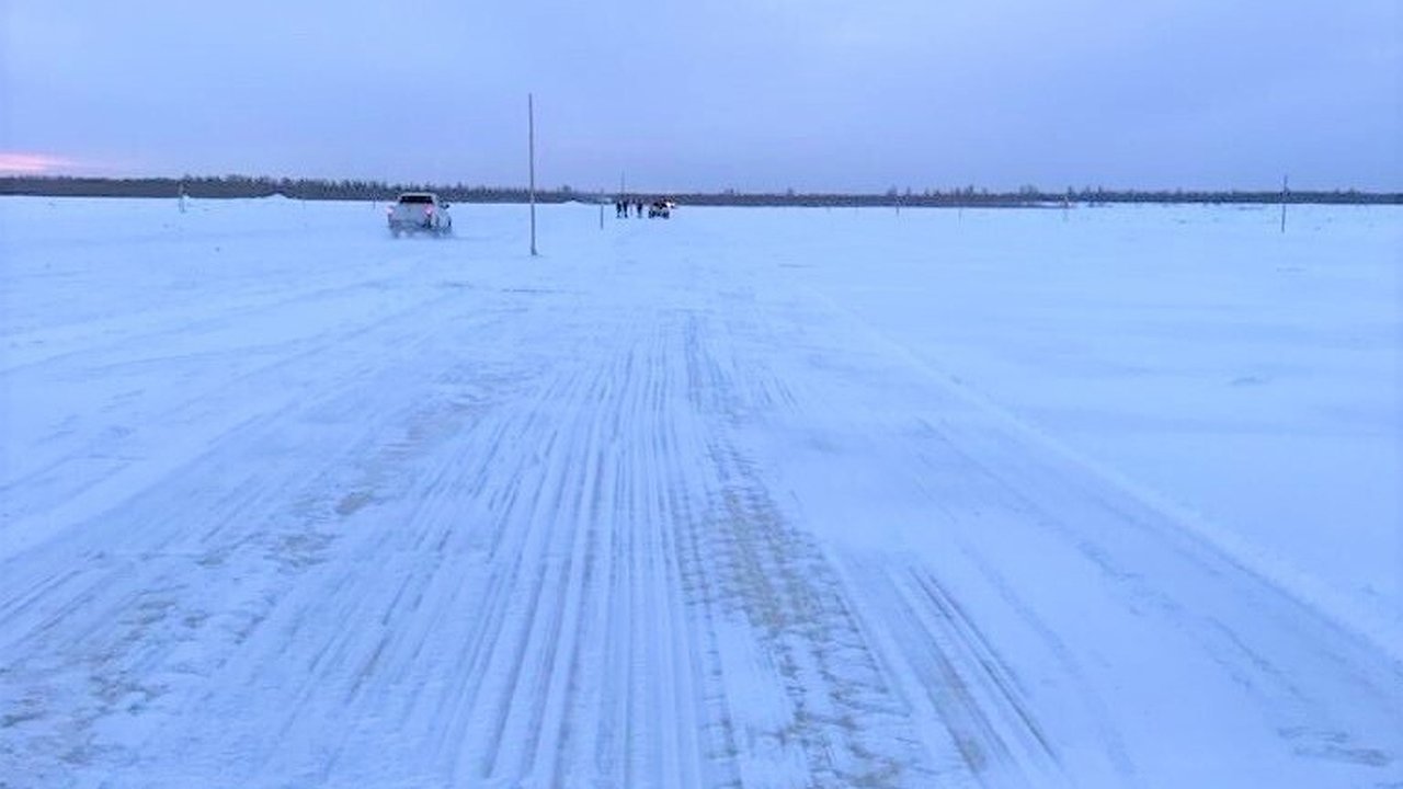 Главная картинка новости: В Усинске снова увеличили грузоподъемность зимней переправы
