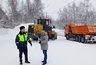 Миниатюра новости: В Усинске провели рейд по проверке зимнего содержания дорог