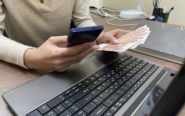 В Коми женщину приговорили к крупному штрафу за финансовую поддержку запрещённой структуры