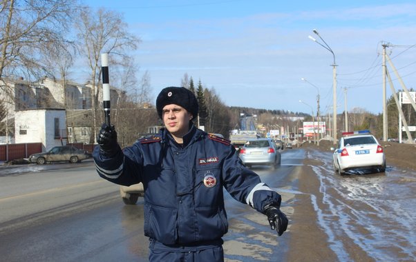 В Усинске прошла акция с участием школьников и автоинспекторов