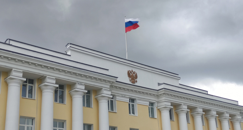 Вынесен приговор жителю Коми, который "на спор" повредил российский триколор