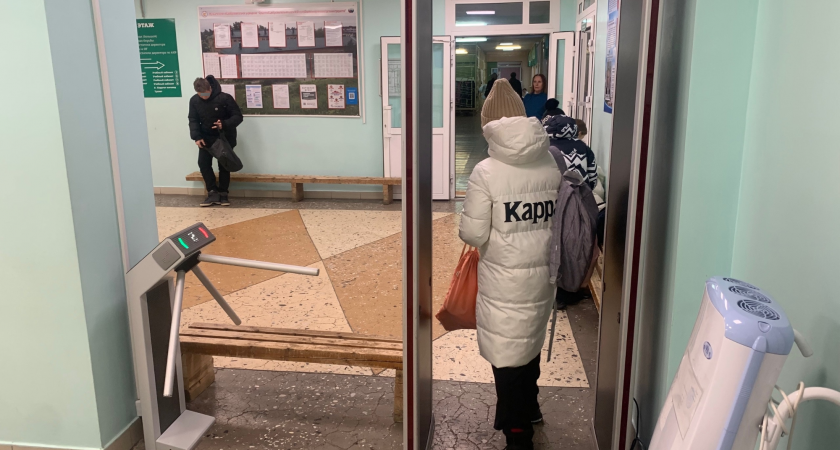 Переход в 10-й класс под запретом: новые условия для российских школьников — родители в ярости