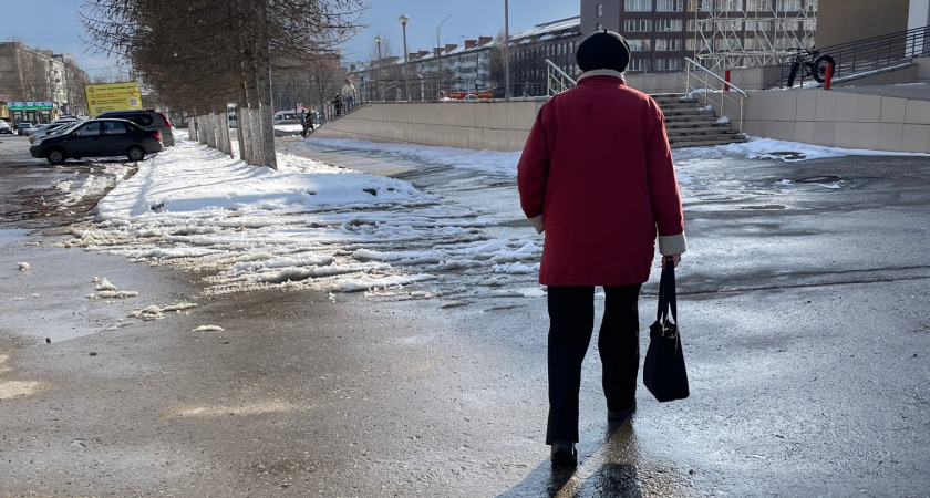 Пенсионерам, которые прописаны в квартире с детьми, сообщили ужасные новости