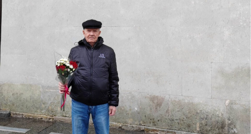 Усинский ветеран впервые поклонился могиле отца в Санкт-Петербурге