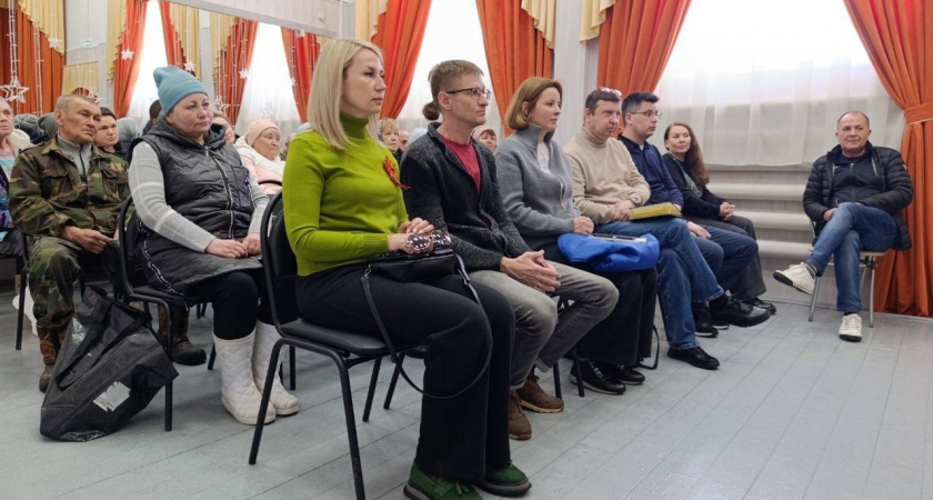 Глава Усинска взял на личный контроль ремонт дорог в селе Колва