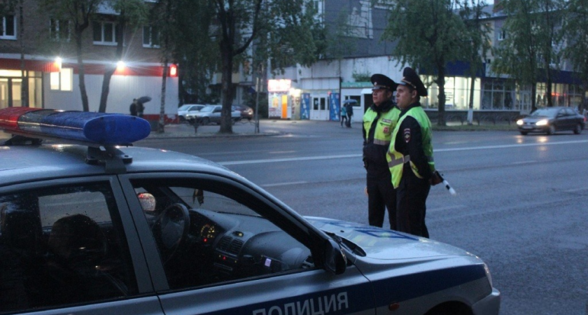 В ГАИ наконец поставили жирную точку: до какого возраста можно водить машину - пенсионерам указали пальцем на действующие ограничения