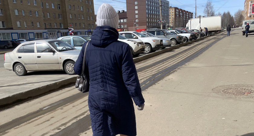 Придётся делиться: одиноких пенсионеров, живущих в двухкомнатной квартире, ждёт большой сюрприз