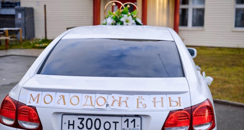 Пьяный житель Коми разгромил три машины из-за ссоры с бывшей