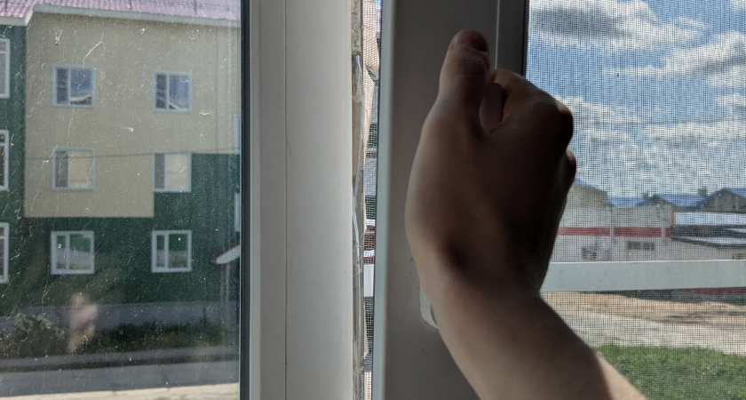 Нужно ли закрывать окно в жару, когда включаешь кондиционер – запомните раз и навсегда