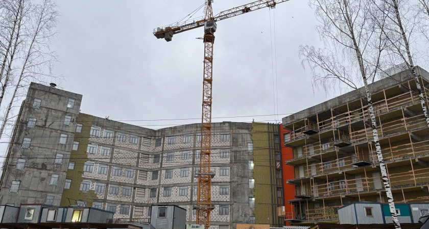 Фото к статье: Строительство современного инфекционного корпуса в Коми выходит на финишную прямую