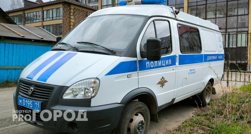 В Республике Коми юный водитель поплатился за столкновение с поездом 