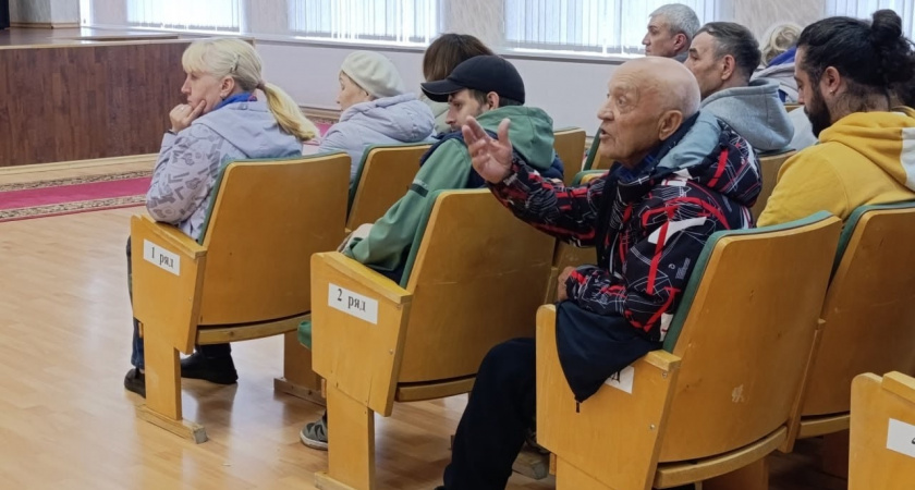 В Усинске прошла встреча жителей с представителями тепловой компании