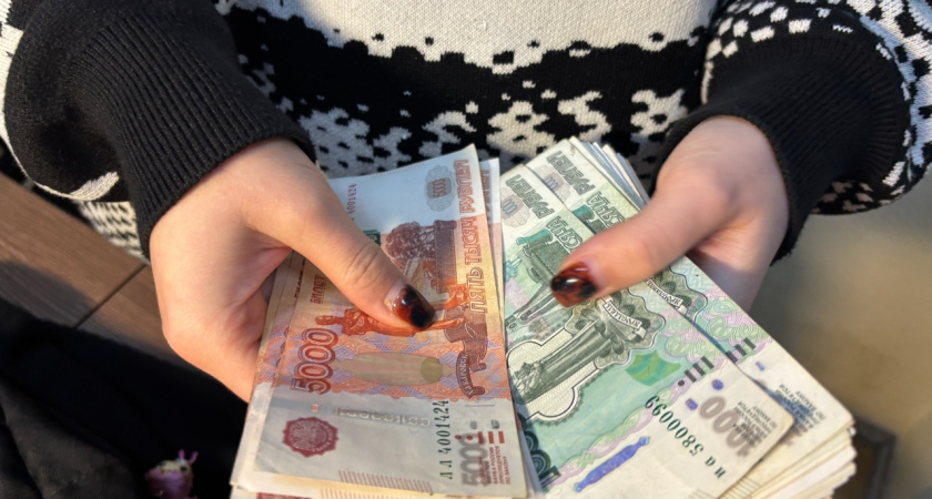 В Коми женщина потратила чужие деньги и попала под уголовное преследование
