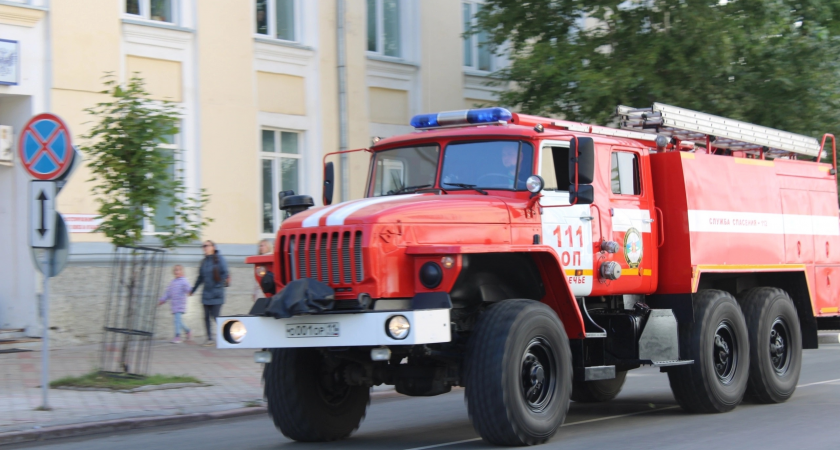 Как правильно уступить дорогу спецтранспорту? Вступили в силу новые поправки в Правила дорожного движения