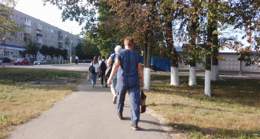 Люди засмеют у всех на глазах: в этом слове нет буквы «З», но каждый второй ее упорно вставляет - запомните это правило раз и навсегда