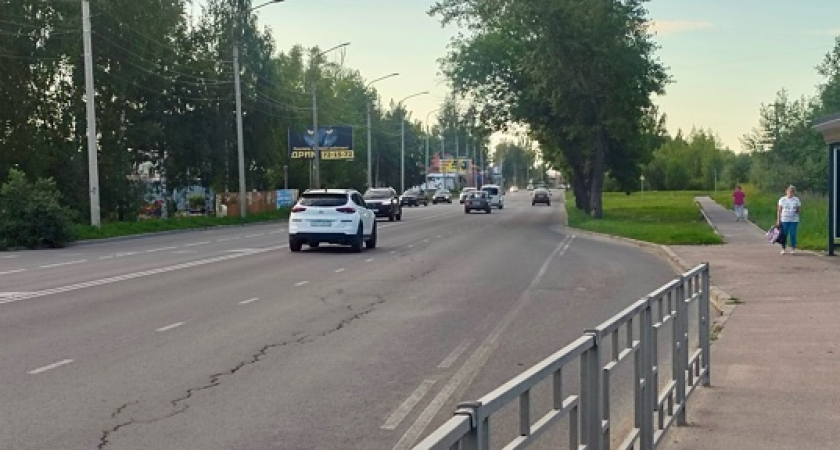 Больше не нужно включать ближний свет днём? Почему большинство уже ездят без фар? Мифы, правда и вся суть новых ПДД