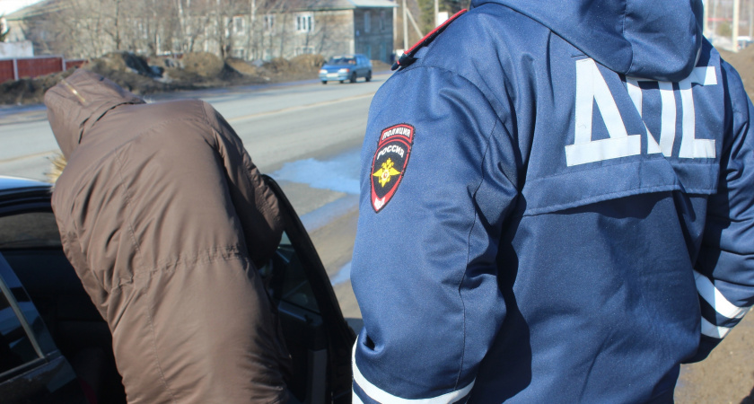 В Усинске объявлена "охота" на водителей-бесправников и пьяниц за рулем