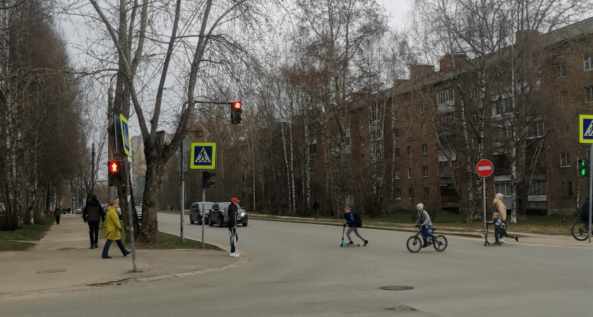 Прощай, мигающий зелёный и здравствуй, двойной красный! Пять изменений в ПДД в 2025 году, в которых еще не разобрались даже опытные водители