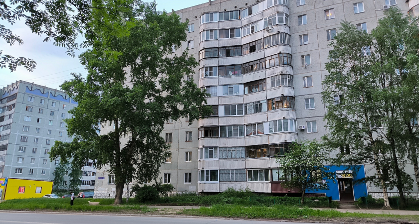 Мужчина свой балкон остеклил, какой штраф и что надо от него