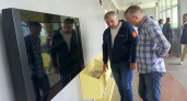 Школа в Селе у Усинска преображается: глава города проверил ход масштабного обновления